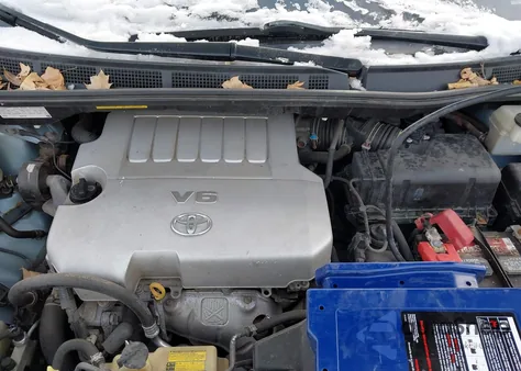 2010 Toyota Sienna Ce from USA, damaged, VIN 5TDKK4CC7AS330507